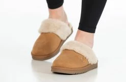 Hot Sale ⭐ BILLY Footwear Chestnut BILLY Cozy Sling Scuff 😀 -BILLY Footwear sale BK22447 250 studio standing 2 940x614 c6b042ef 0138 47e3 9ec5 e2923ae99cba